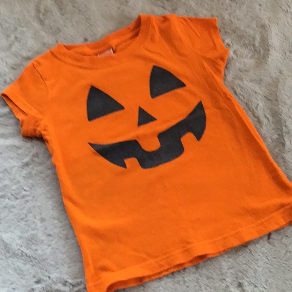 HALLOWEEN TEE